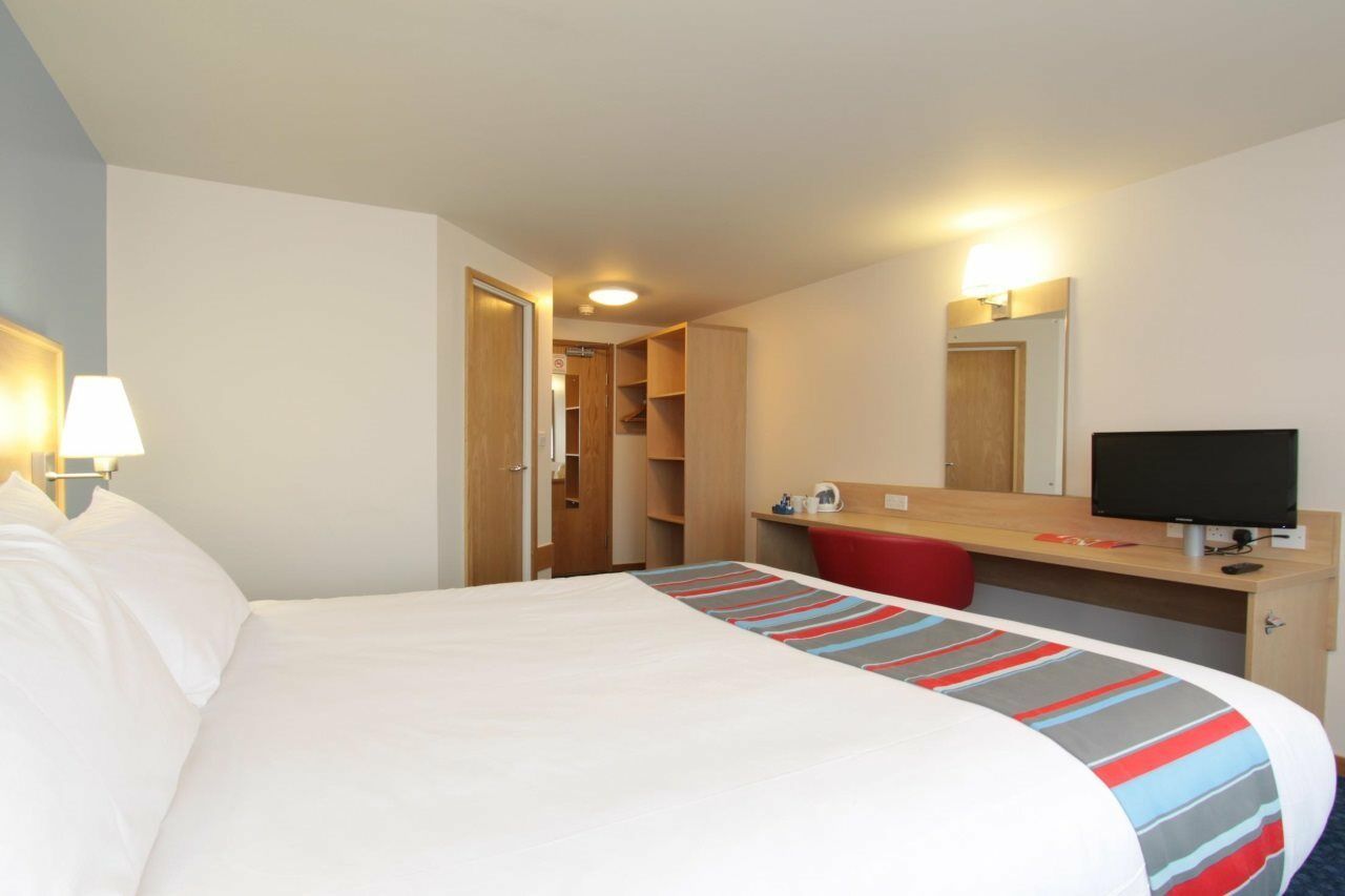 Travelodge Leatherhead Esterno foto