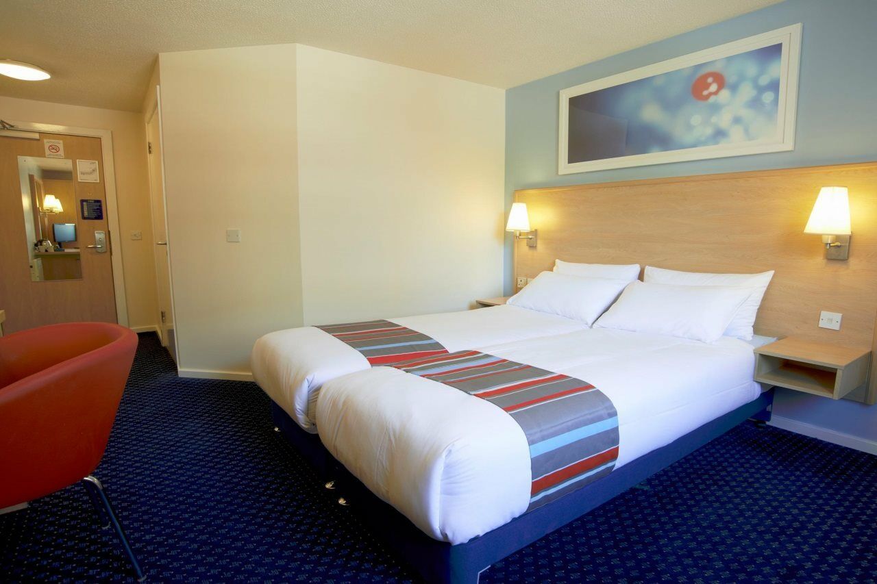 Travelodge Leatherhead Esterno foto