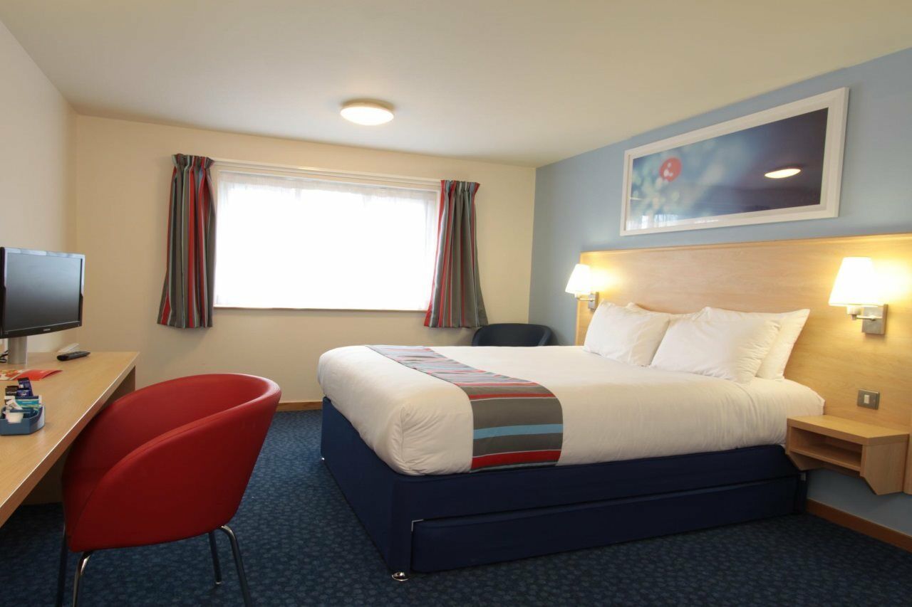 Travelodge Leatherhead Esterno foto