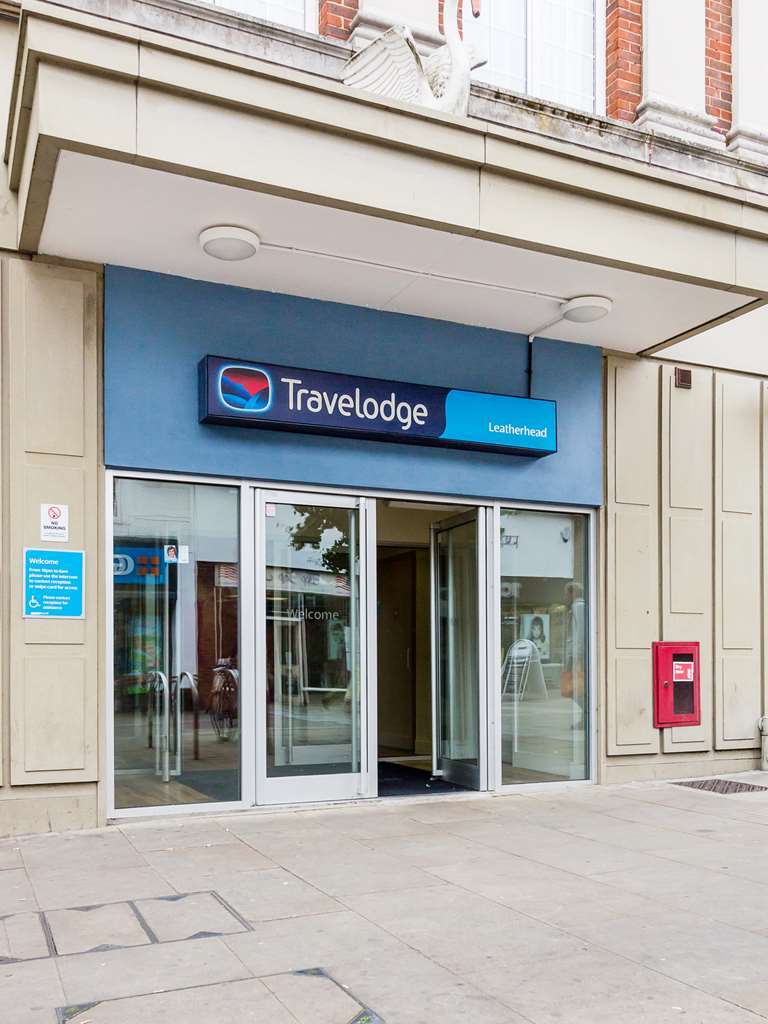 Travelodge Leatherhead Esterno foto